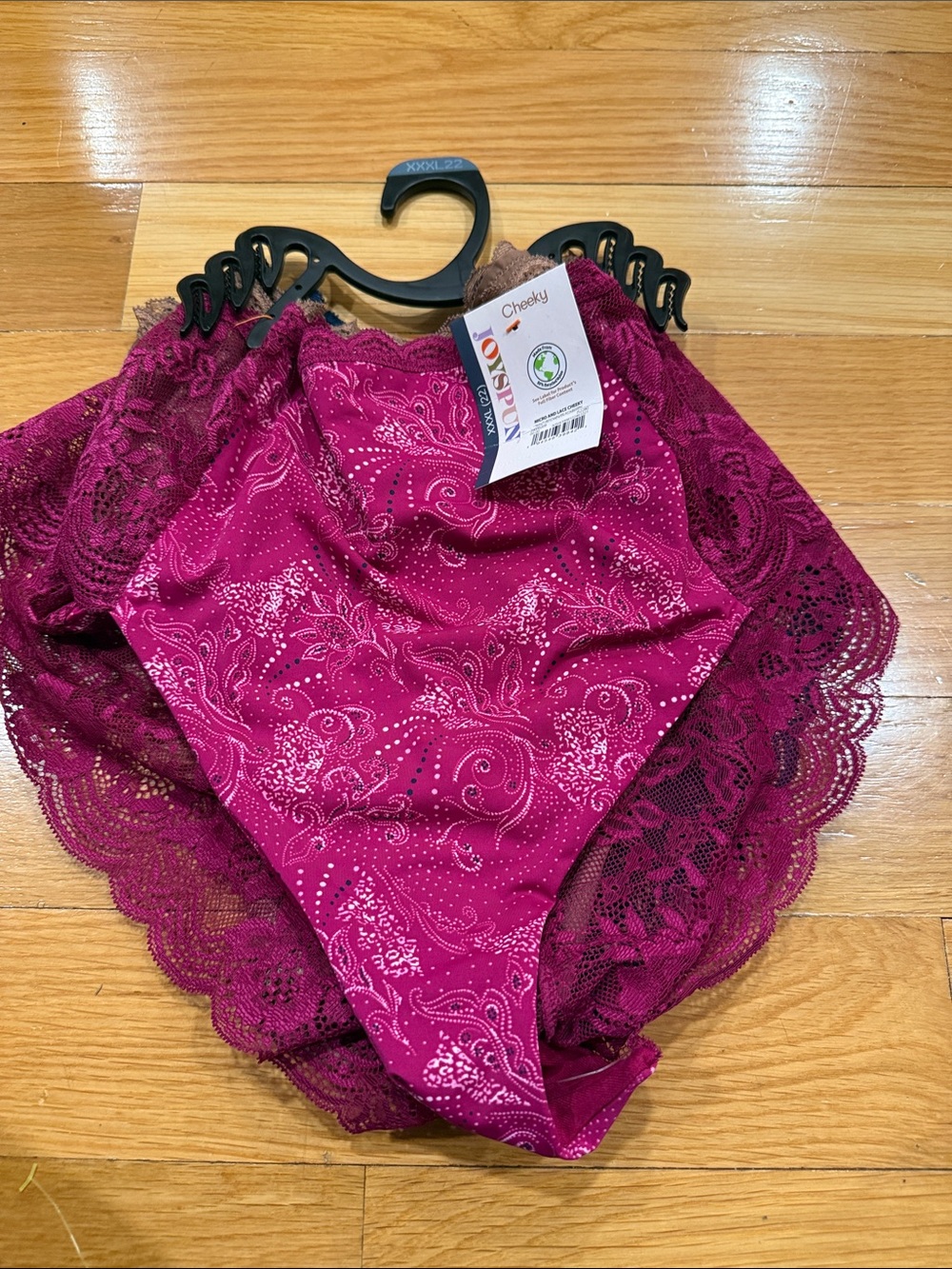 NWT Joyspun 3 pairs of lace cheeky underwear size XXXL(22).